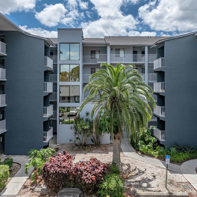 The Park at Murano -  Exterior View with Plants and Trees